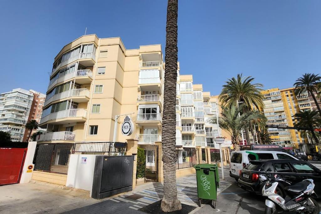 Apartamento Maralva Playa De Levante เบนิดอร์ม ภายนอก รูปภาพ