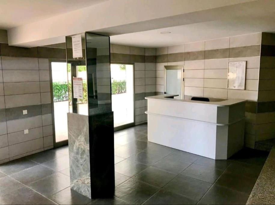 Apartamento Maralva Playa De Levante เบนิดอร์ม ภายนอก รูปภาพ